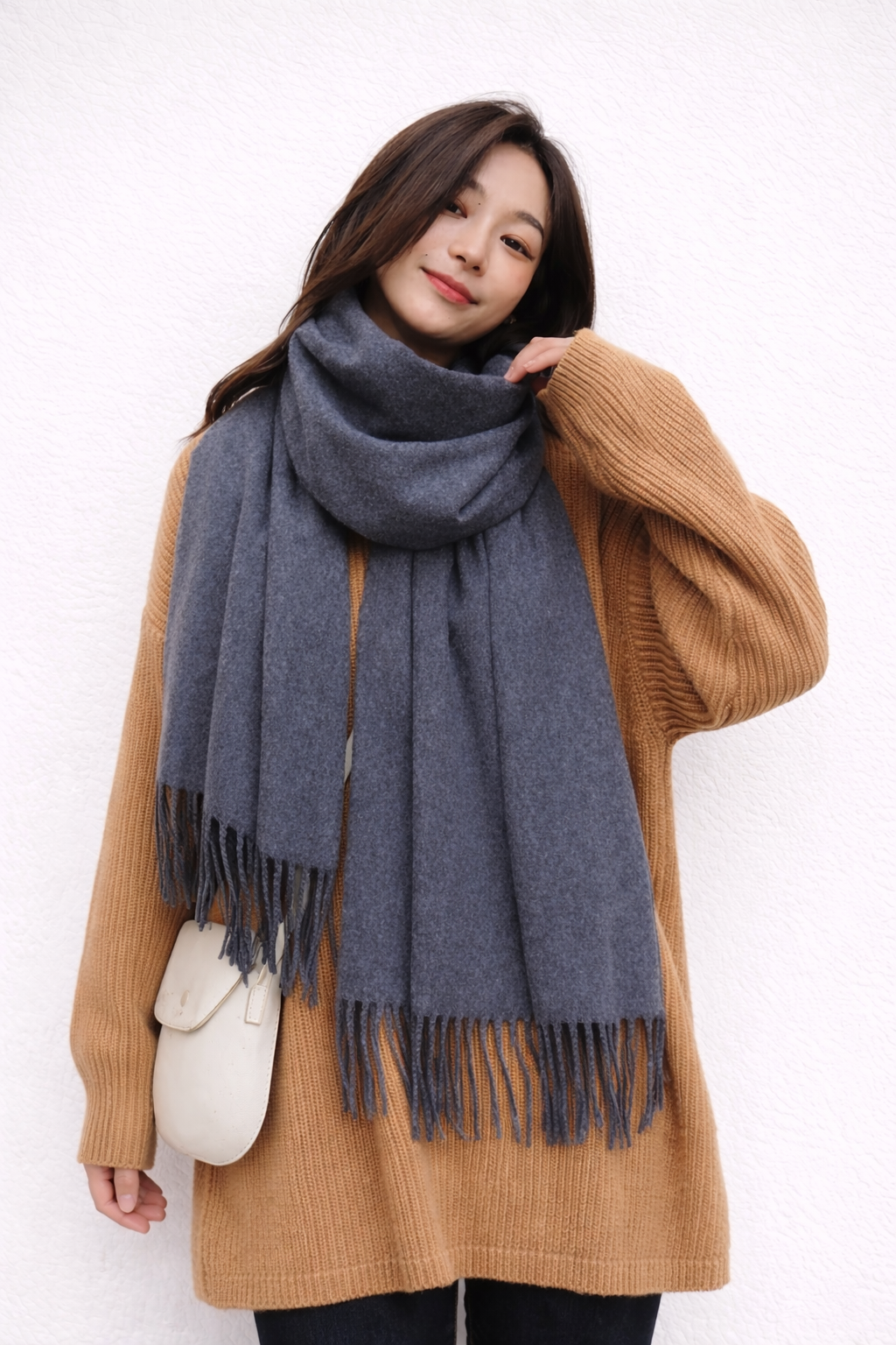 Women's cashmere scarf