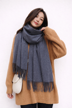 Women's cashmere scarf