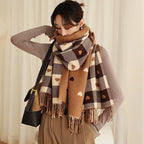 Comfortable women's heart-shaped scarf for autumn and winter