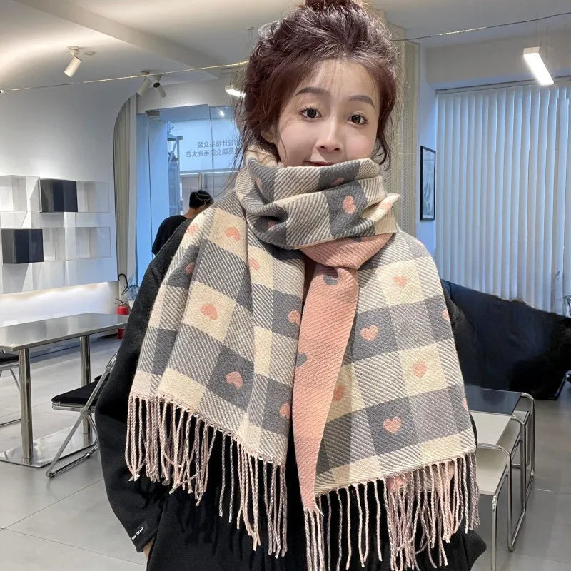 Comfortable women's heart-shaped scarf for autumn and winter