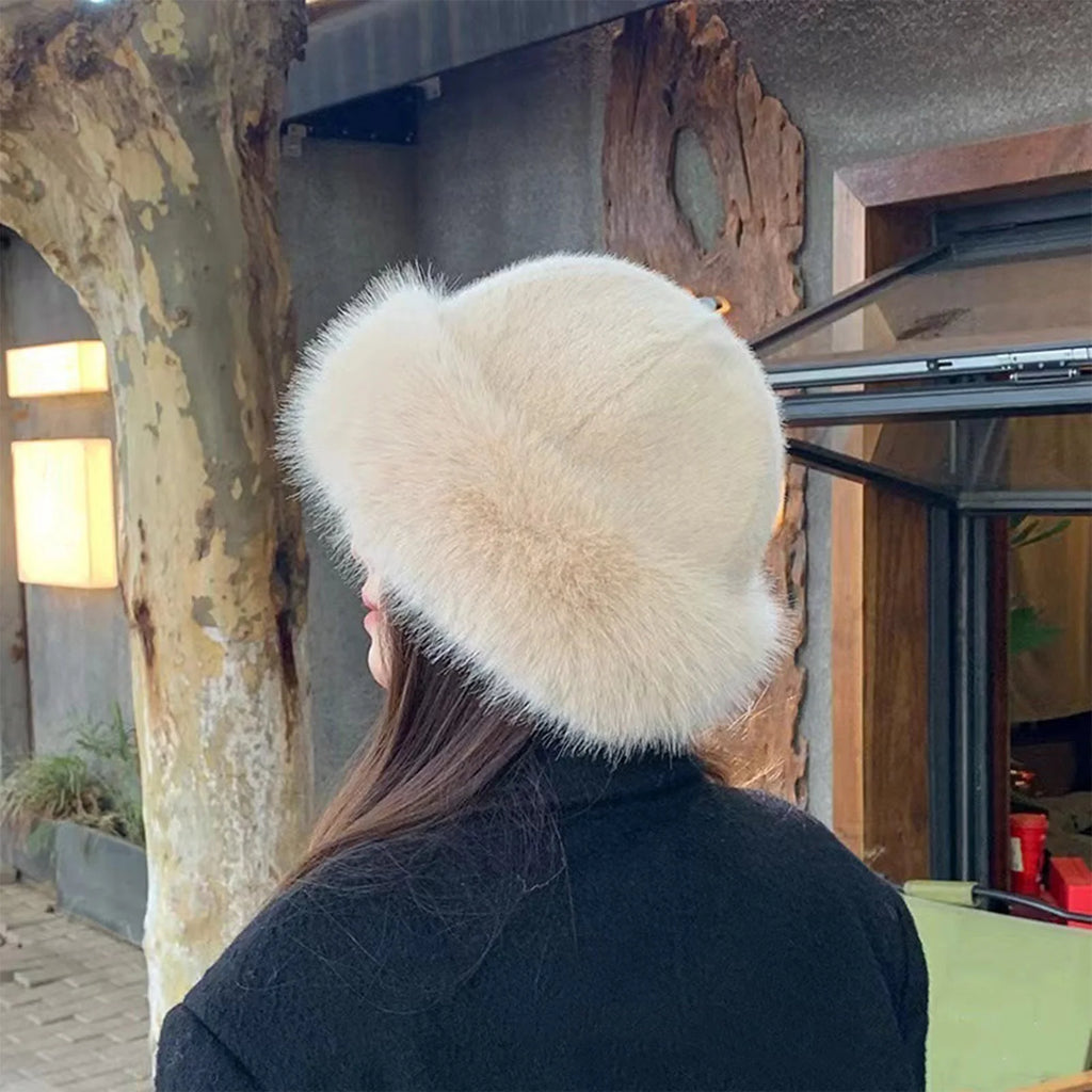 Women's winter hat made of thick, warm, and soft plush, Mongolian style, for cold and snowy weather