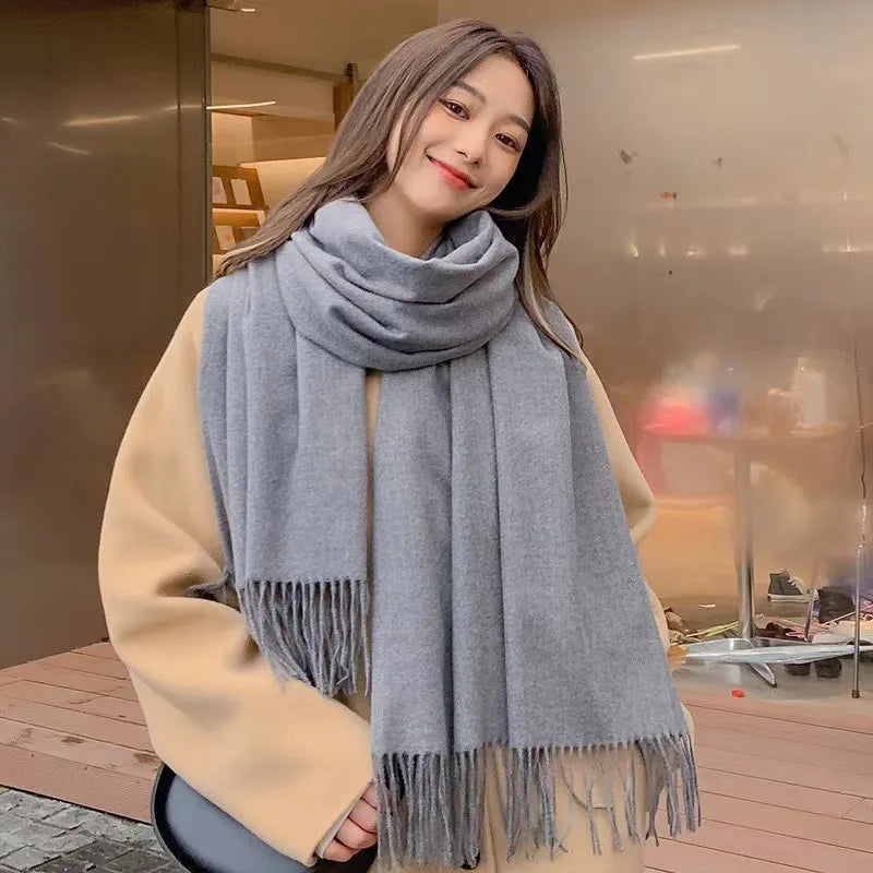 Women's cashmere scarf