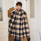 Comfortable women's heart-shaped scarf for autumn and winter