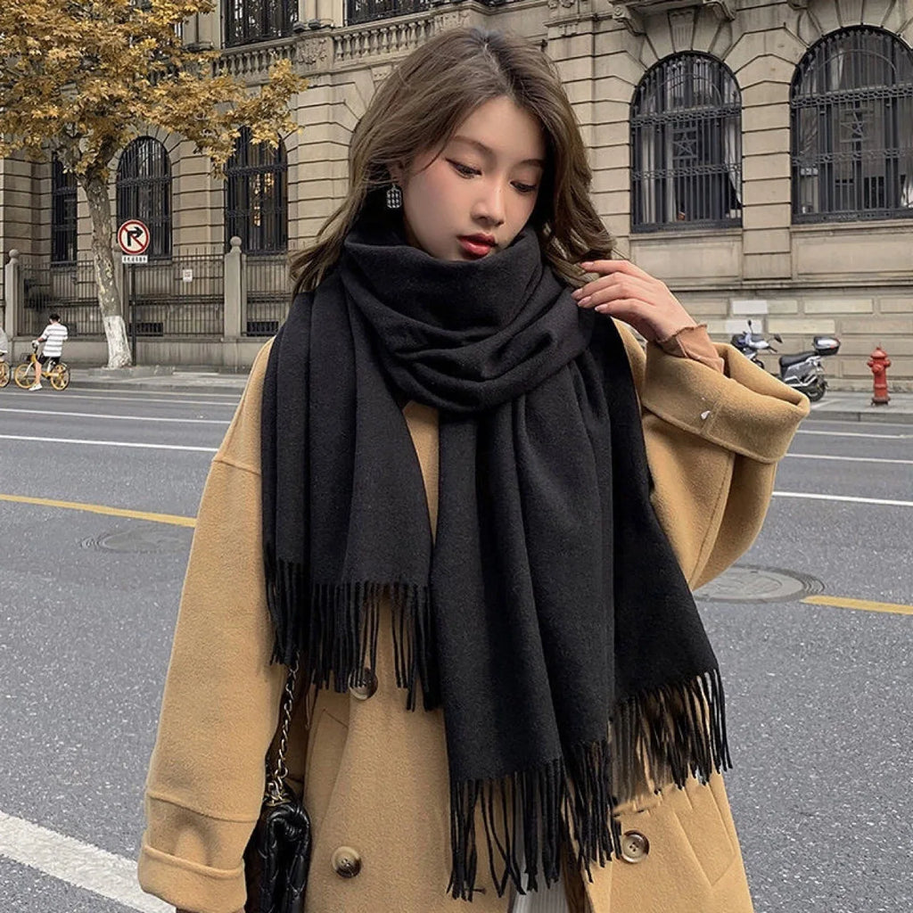 Women's cashmere scarf